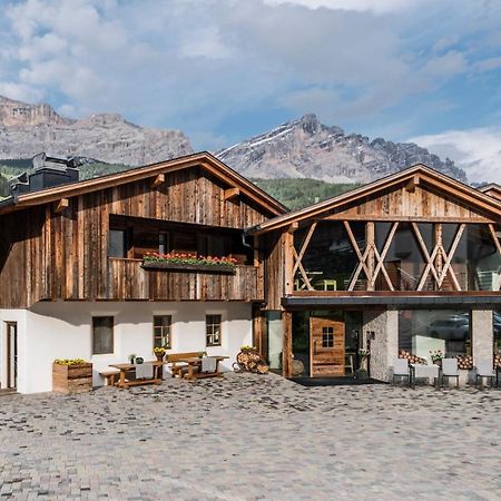 Miraval Naturhotel バディーア エクステリア 写真